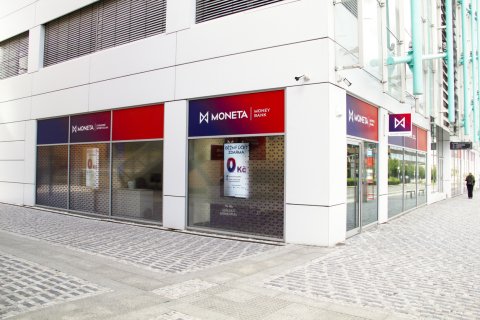 Moneta